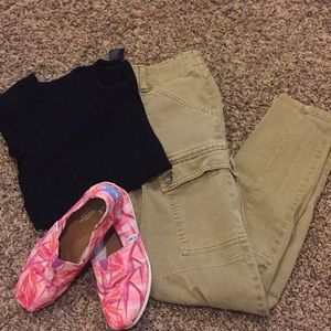 Pink Hawaiian Print Toms